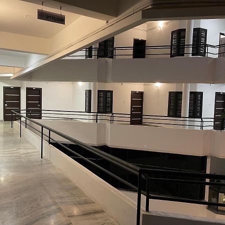 Hotel Pmr Grandays à Malappuram Extérieur photo