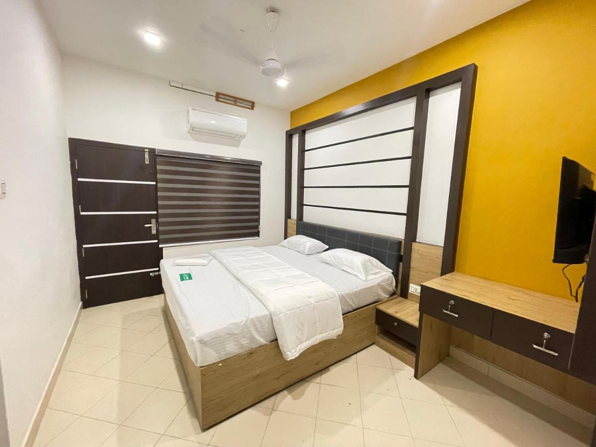 Hotel Pmr Grandays à Malappuram Extérieur photo