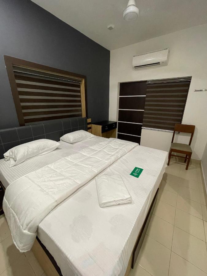 Hotel Pmr Grandays à Malappuram Extérieur photo