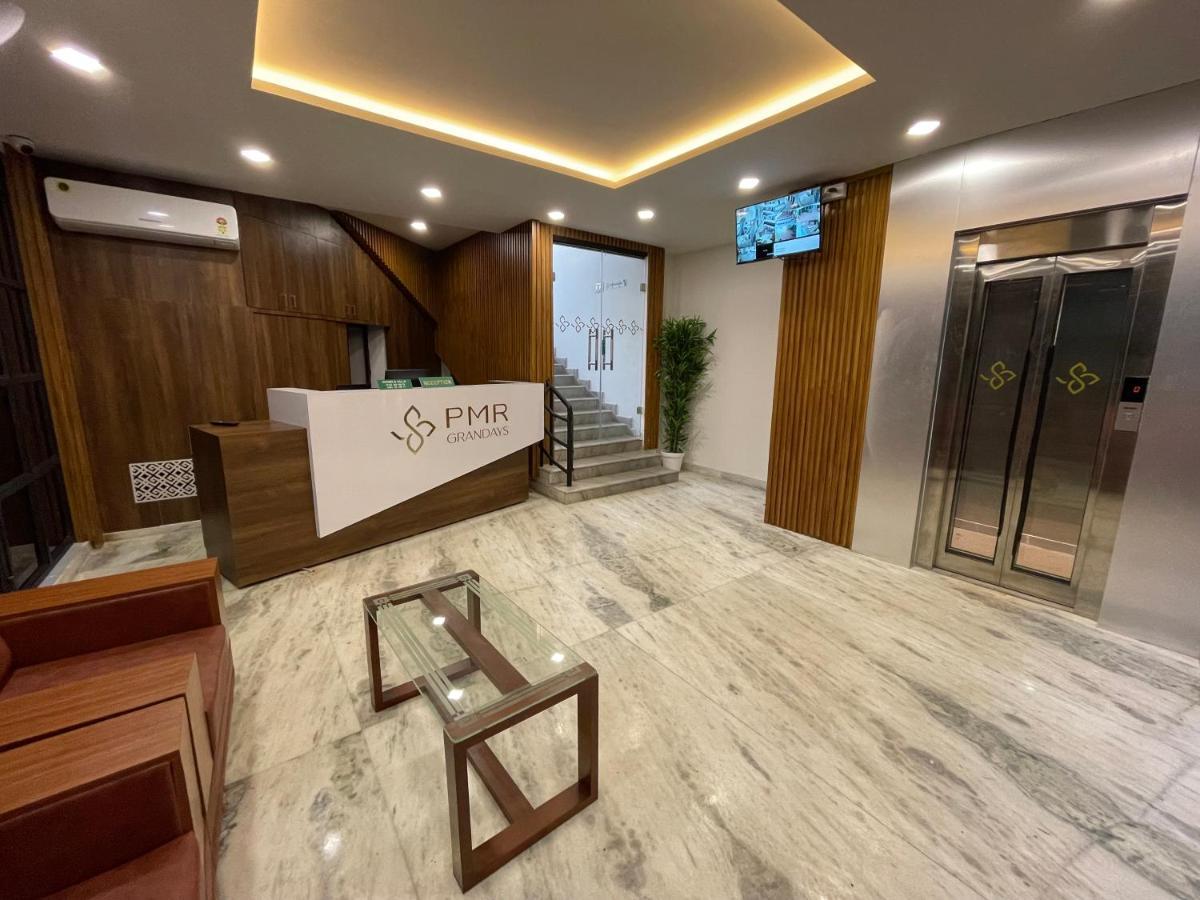 Hotel Pmr Grandays à Malappuram Extérieur photo